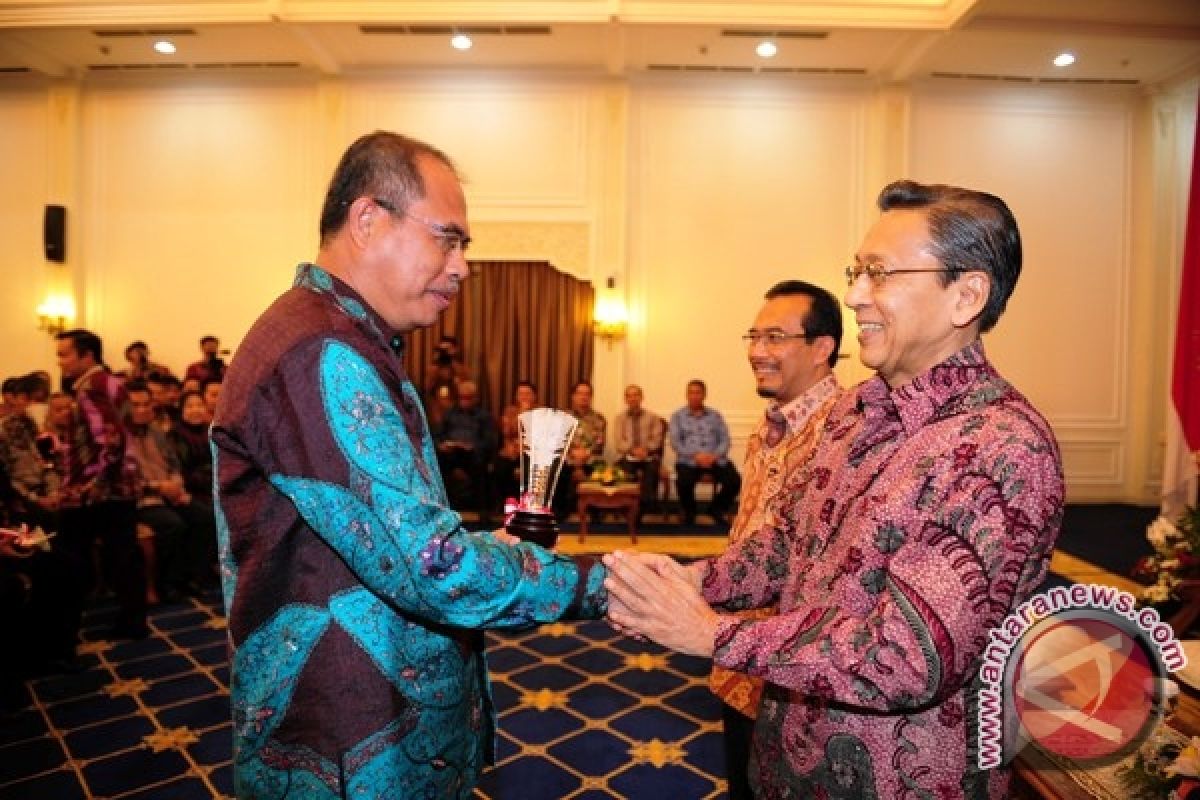 Wapres Boediono raih medali Pangeran Willem Van Orange 