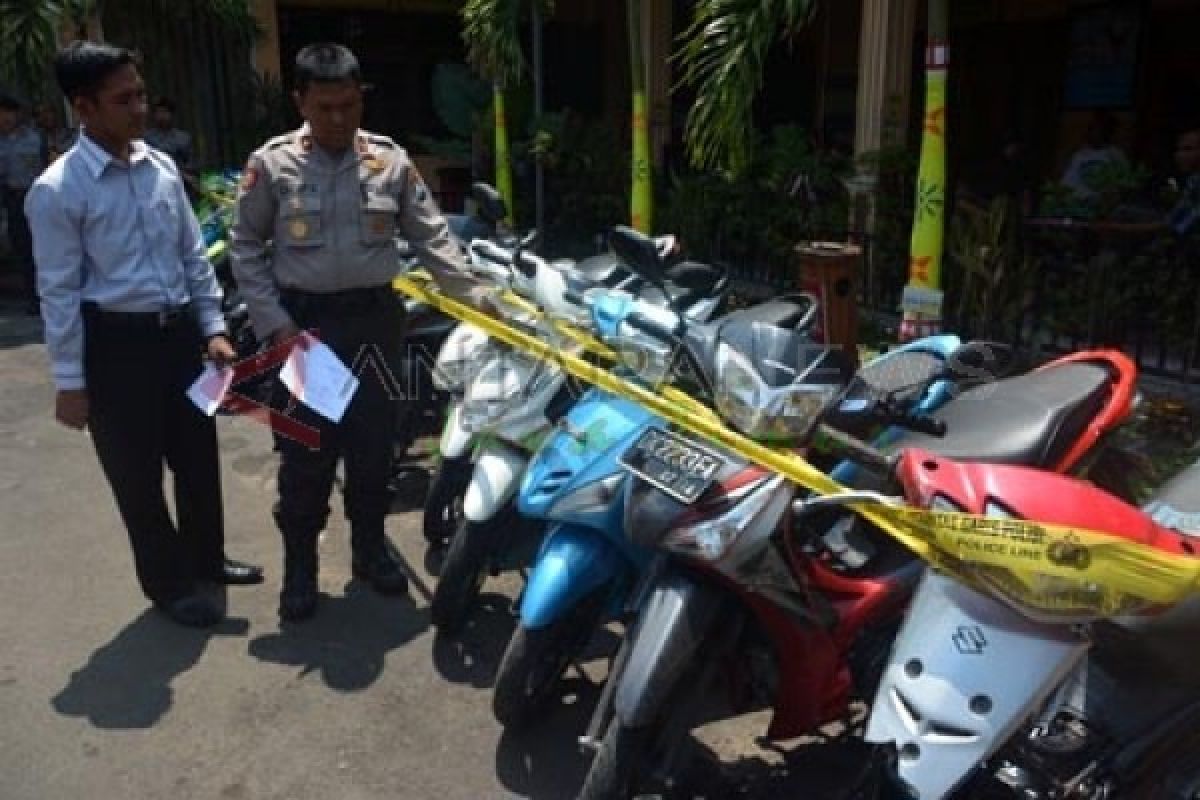 Polisi Tangkap Sindikat Pencuri Motor Lintas Daerah