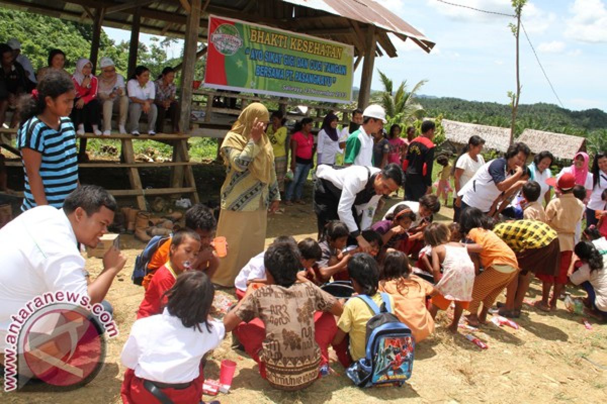 PT Pasangkayu Gelar Aksi Sikat Gigi Bersama