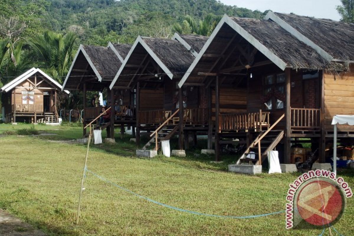 Penginapan di Danau Lindu