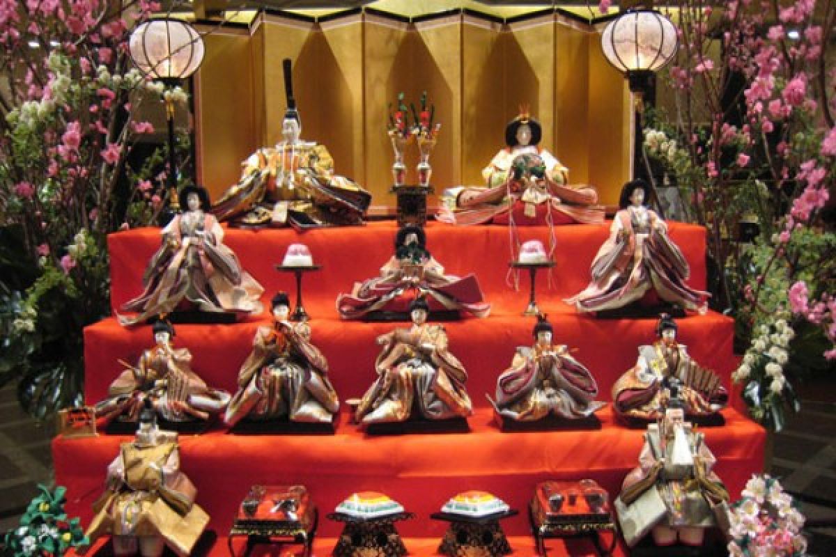 Boneka Kerajaan Jepang akan dipamerkan di Monas