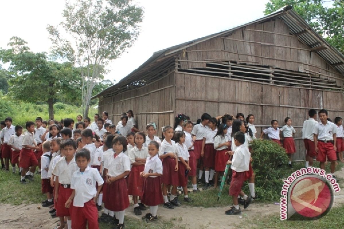 SD Perbatasan Kurang Ruang Kelas dan Perpustakaan