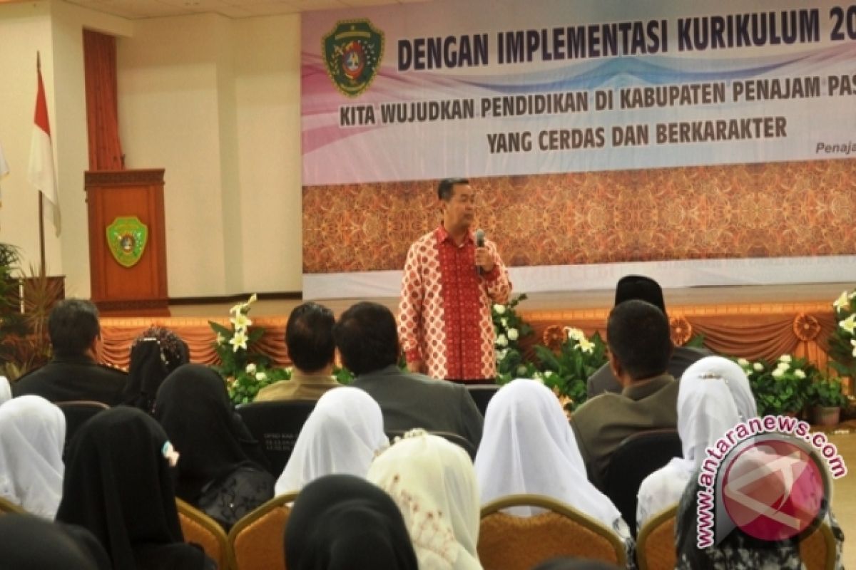 Wamendikbud Beri Materi Bimtek Kurikulum 2013 di Penajam 