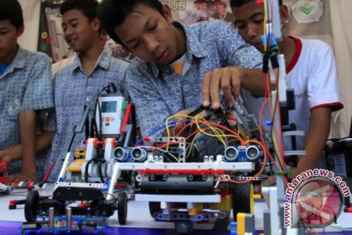 Minat anak muda pada robot meningkat