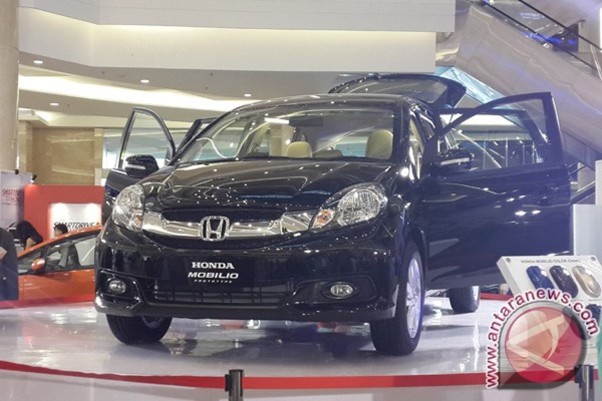 Honda kirimkan 160 unit pertama Mobilio ke pembeli