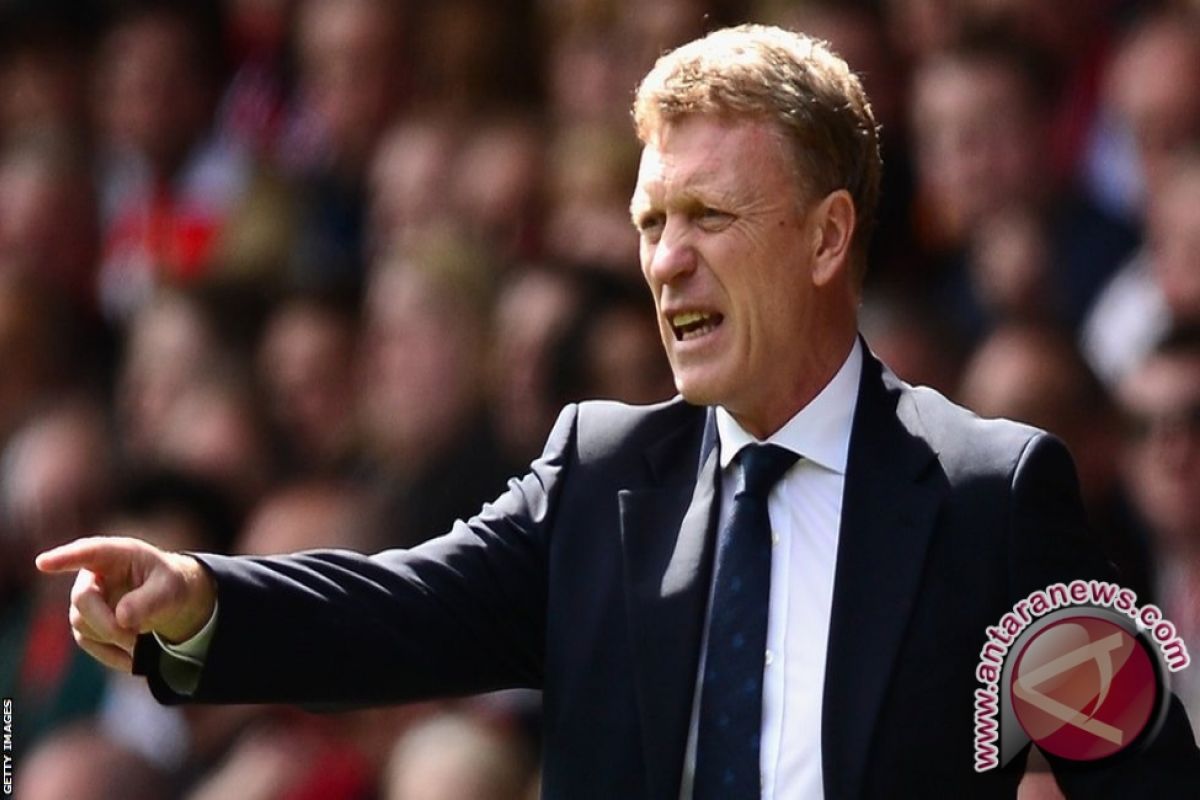 Moyes Kecewa Dengan Klausa Rilis Degradasi Defoe