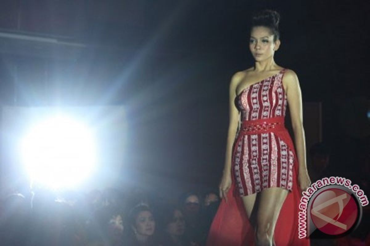 150 model se-Indonesia ikuti audisi AFW