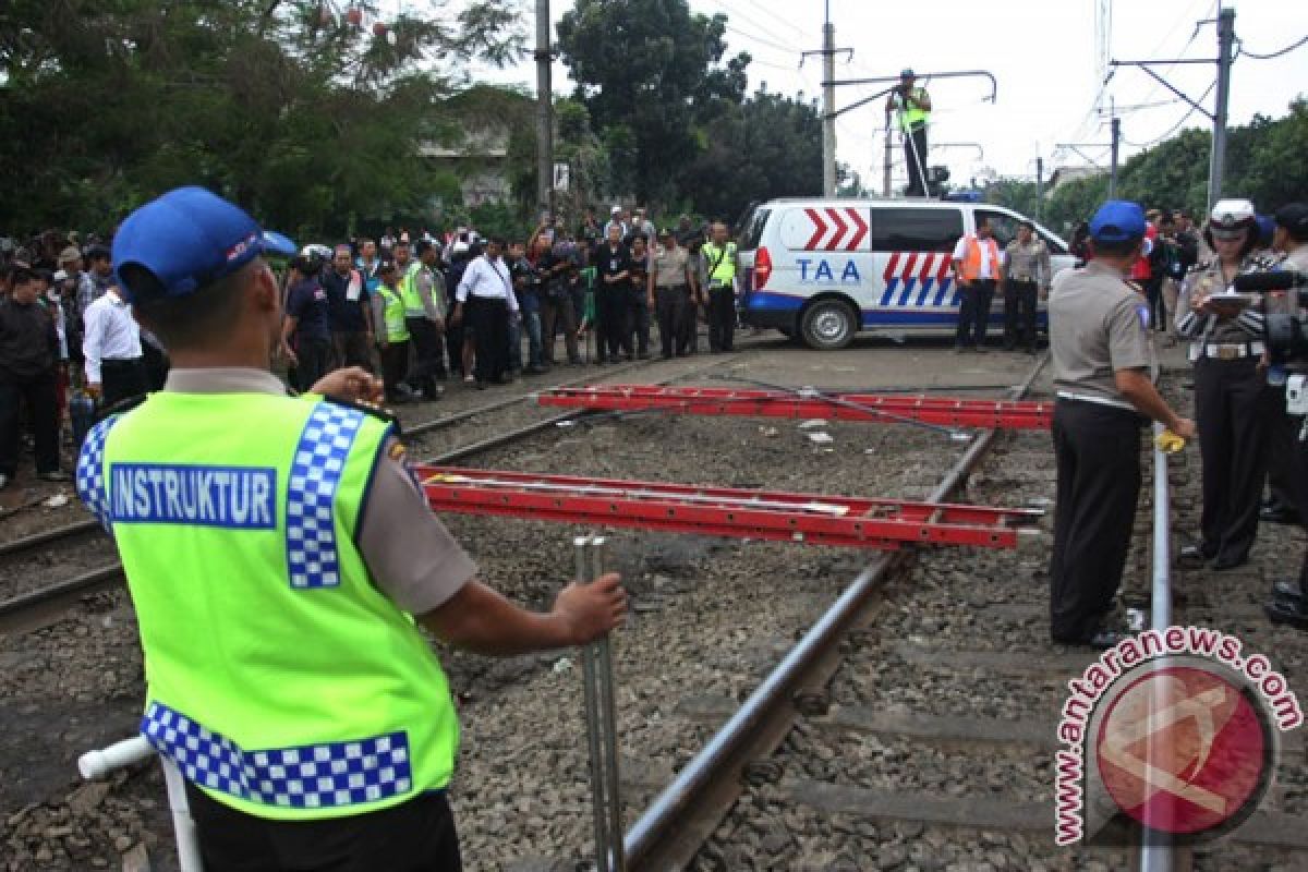 Korban tabrakan KRL - truk tangki dipindahkan ke RSPP