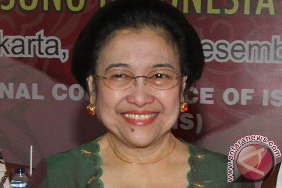 Teman kuliah ingat Megawati mahasiswi yang sangat teliti