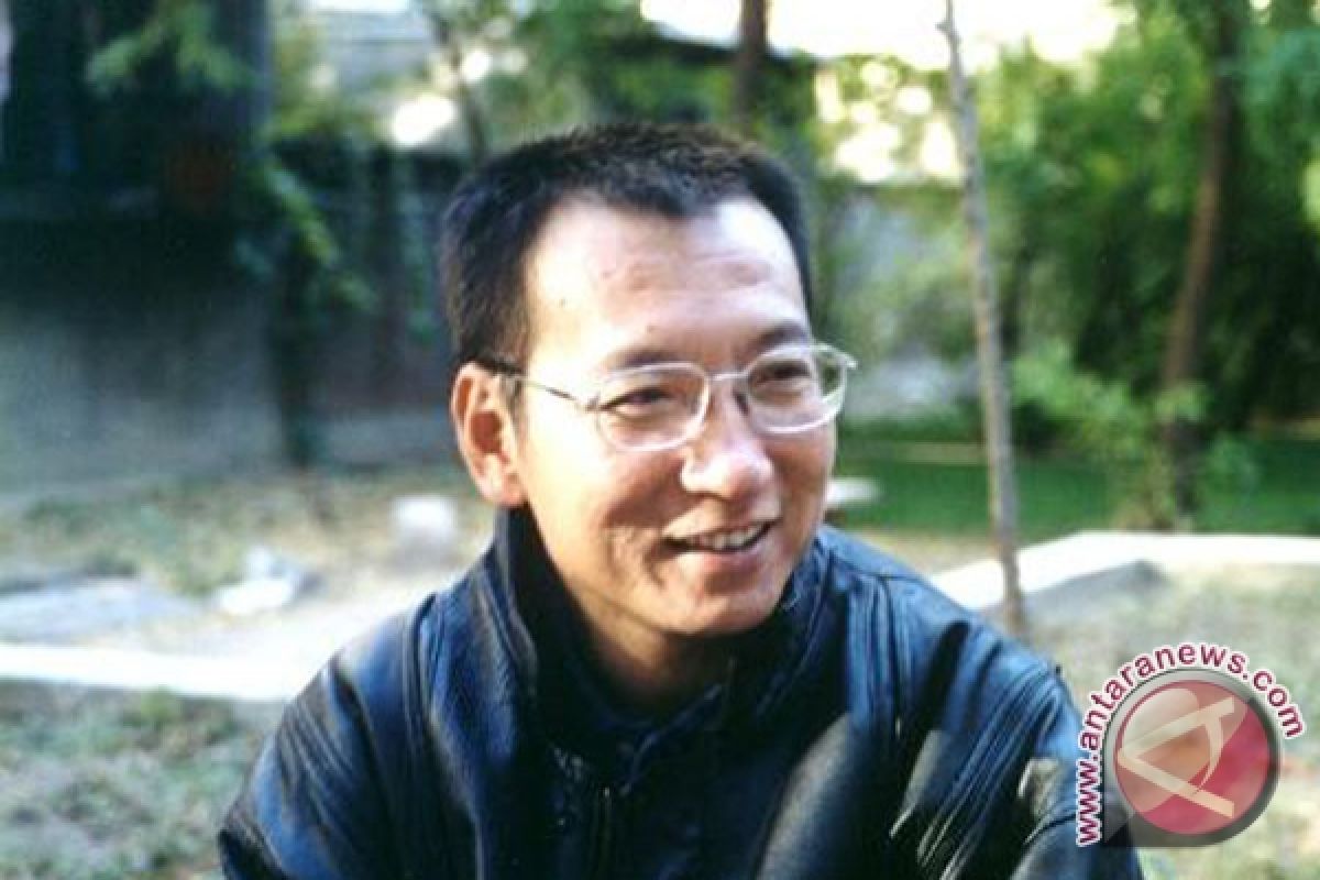 Koran China tolak perbandingan Mandela dan pemenang Nobel Liu Xiaobo