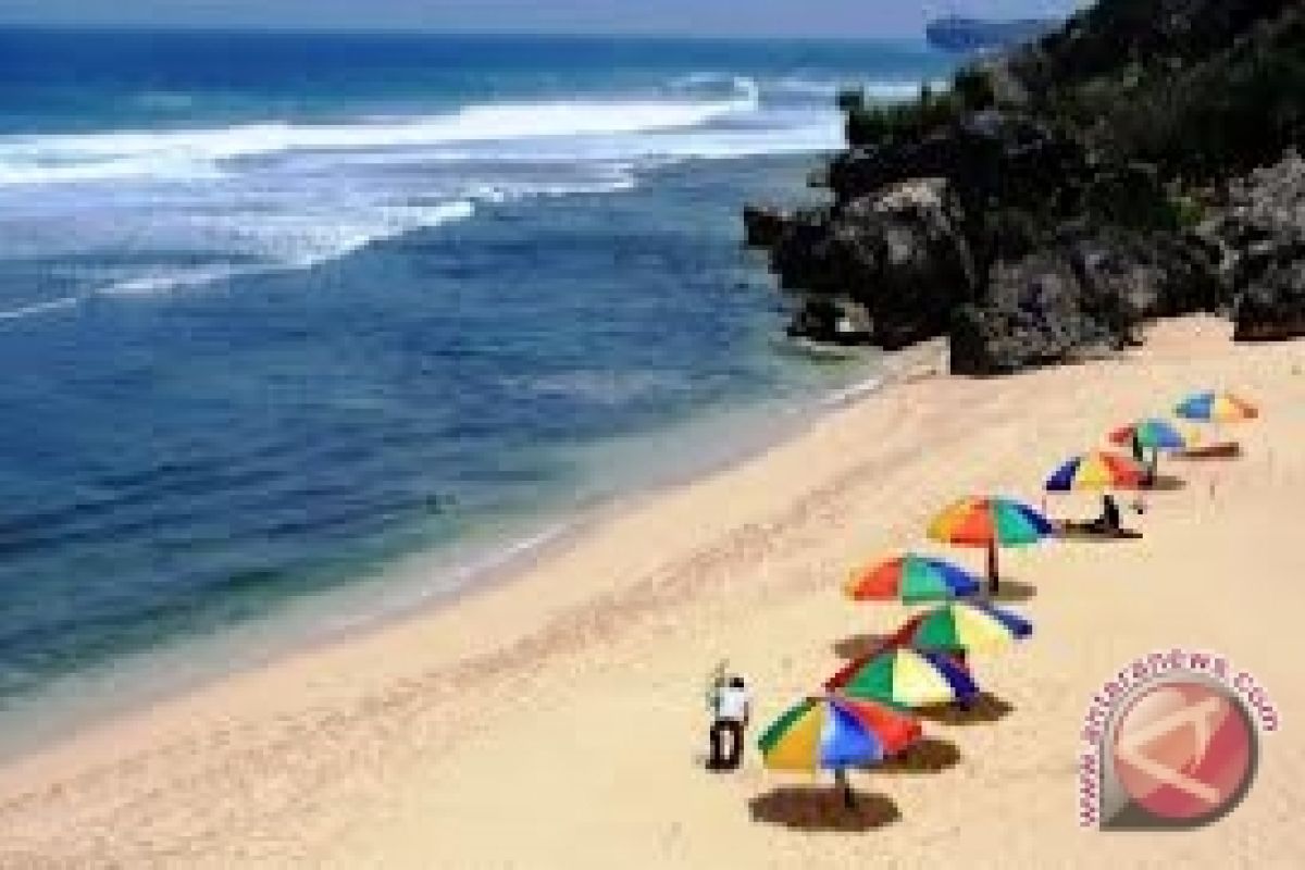 Pemkab Gunung Kidul tata kawasan Pantai Krakal