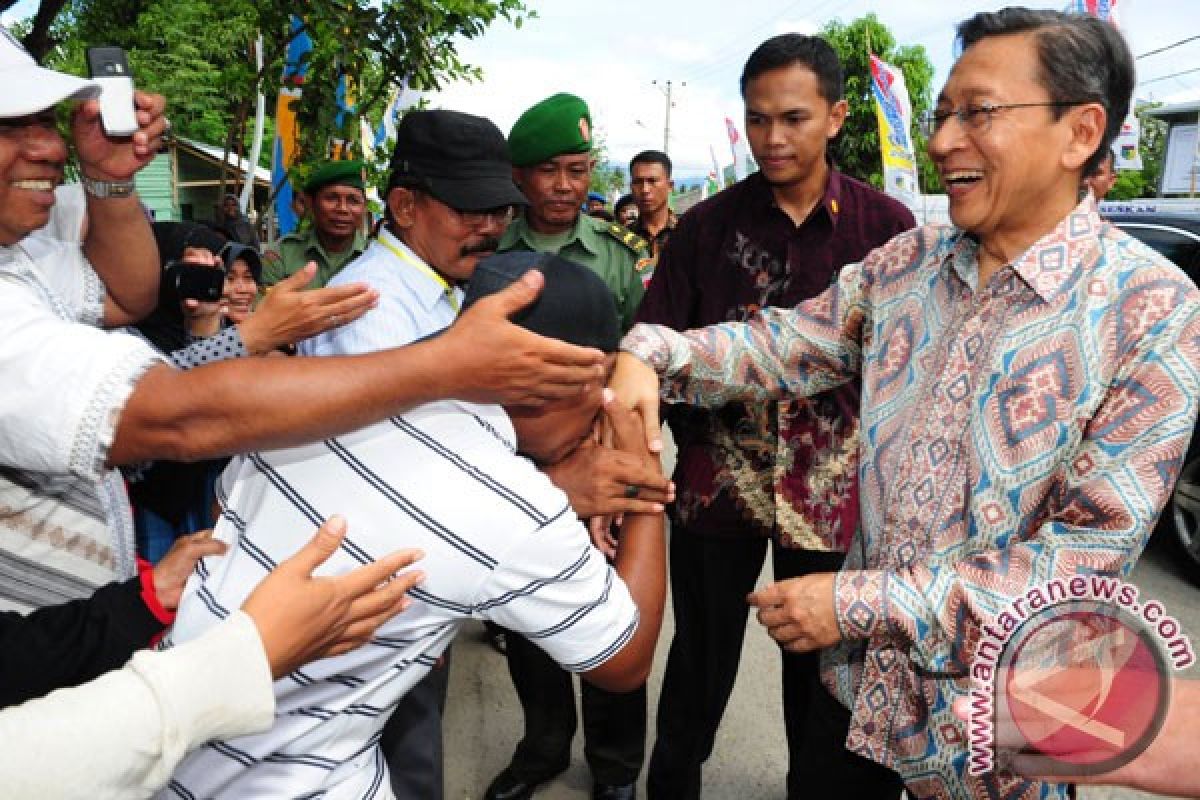 Pemerintah daerah diminta kembangkan wisata bahari