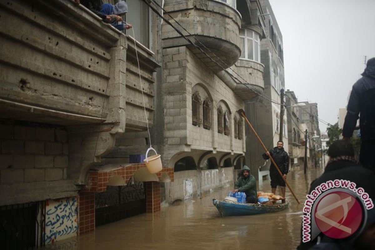4.000 orang dievakuasi dari "daerah bencana" banjir Gaza