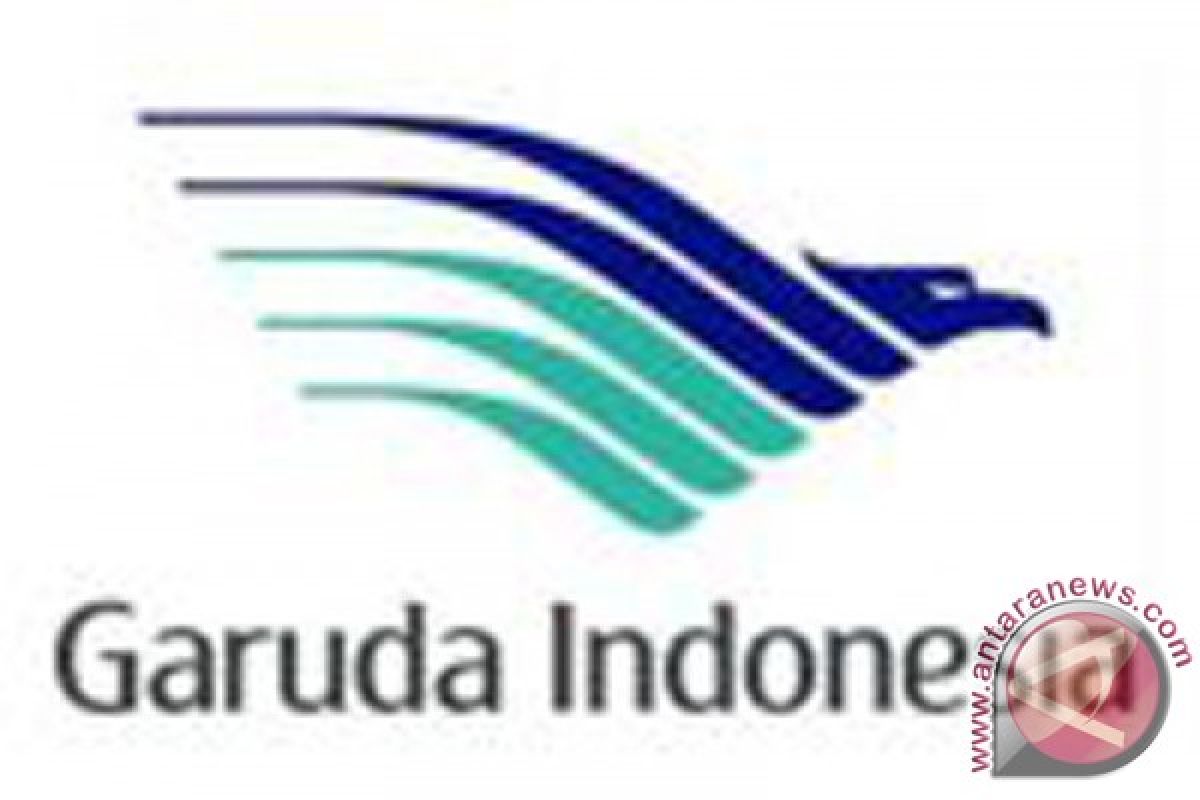 Erupsi Gunung Kelud batalkan layanan penerbangan Garuda