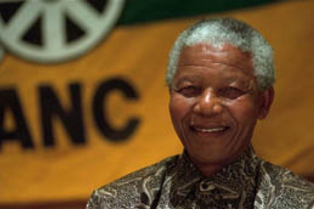 Cara membuat orang lain bergantung kepadamu, belajar dari Nelson Mandela