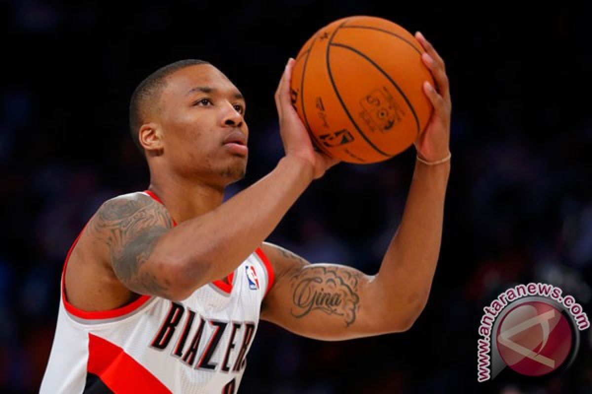 Lillard bawa Blazers hempaskan Kings 98-94