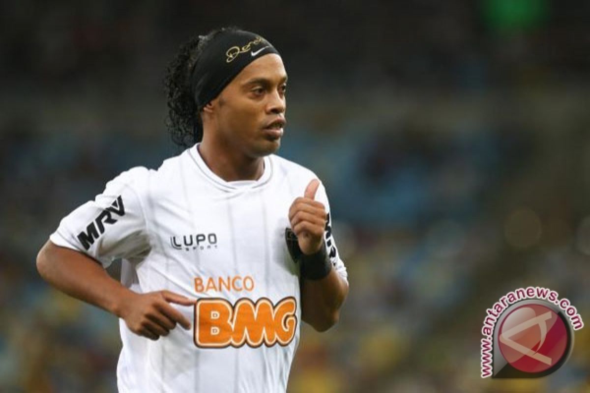 Mega bintang Brazil Ronaldinho akan latih pemain Sumsel