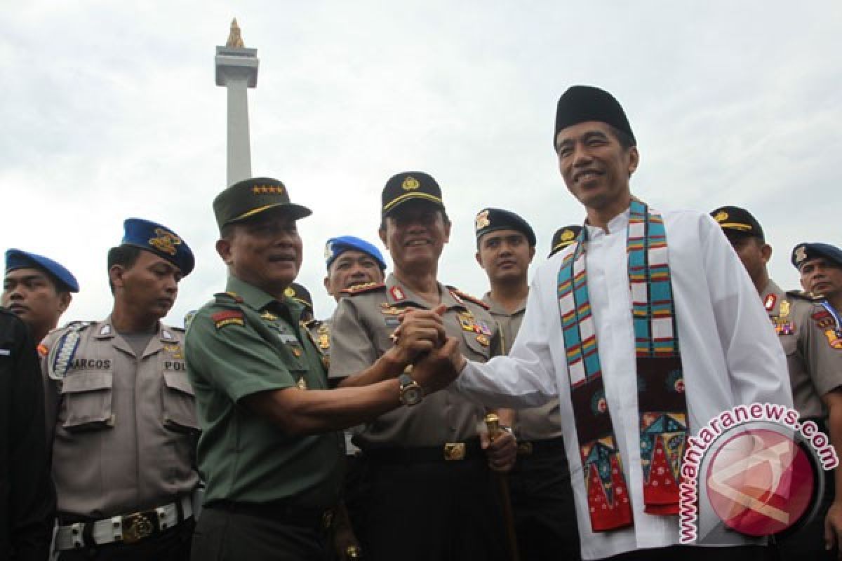 Jokowi meets military chief