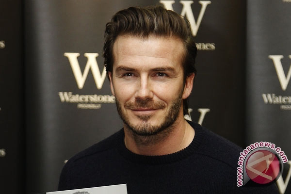 David Beckham pamer tubuh di iklan H&M