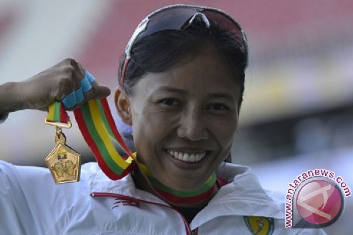 Dedeh sabet emas 100 meter gawang Kejurnas 2015