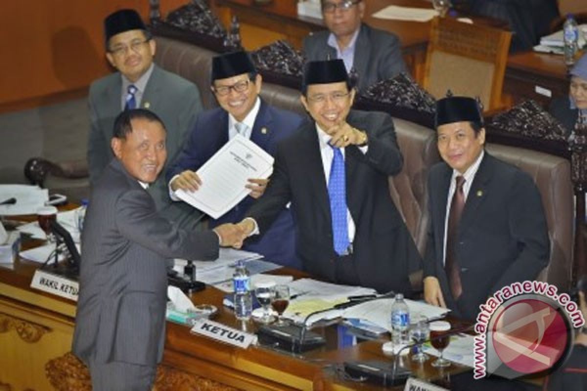 DPR setujui Perppu MK menjadi UU