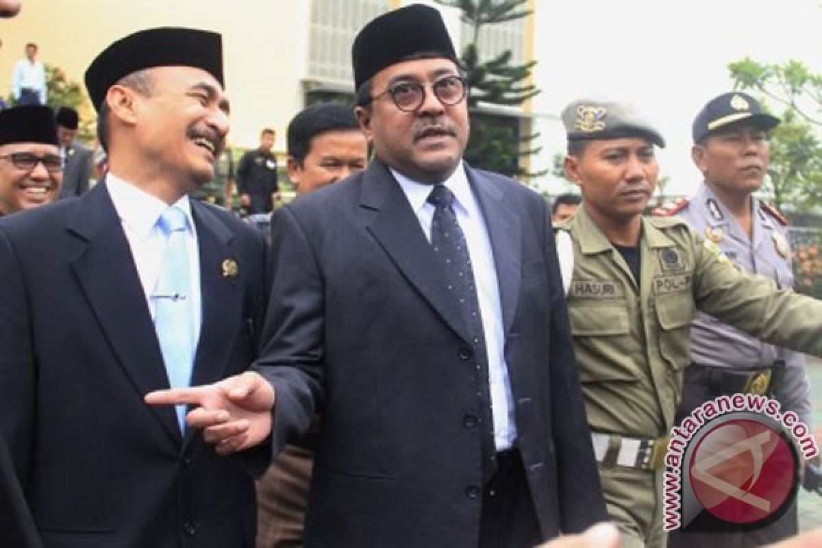 DPRD Banten tetapkan APBD 2014 Rp7,377 triliun