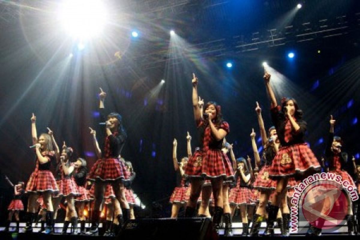 Tirulah JKT48 dan Cherrybelle yang sukses ber-Twitter