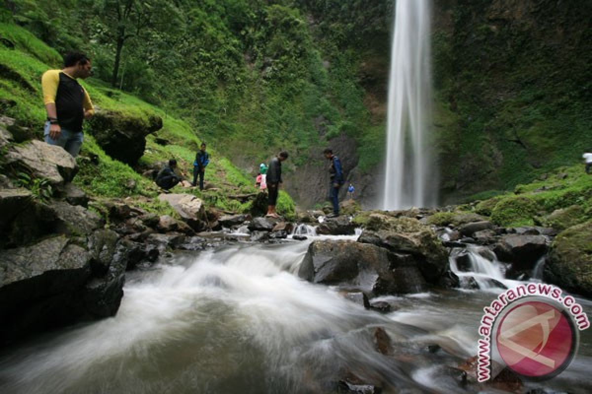 Libur Maulid, wisata air panas Ciremai diserbu pengunjung