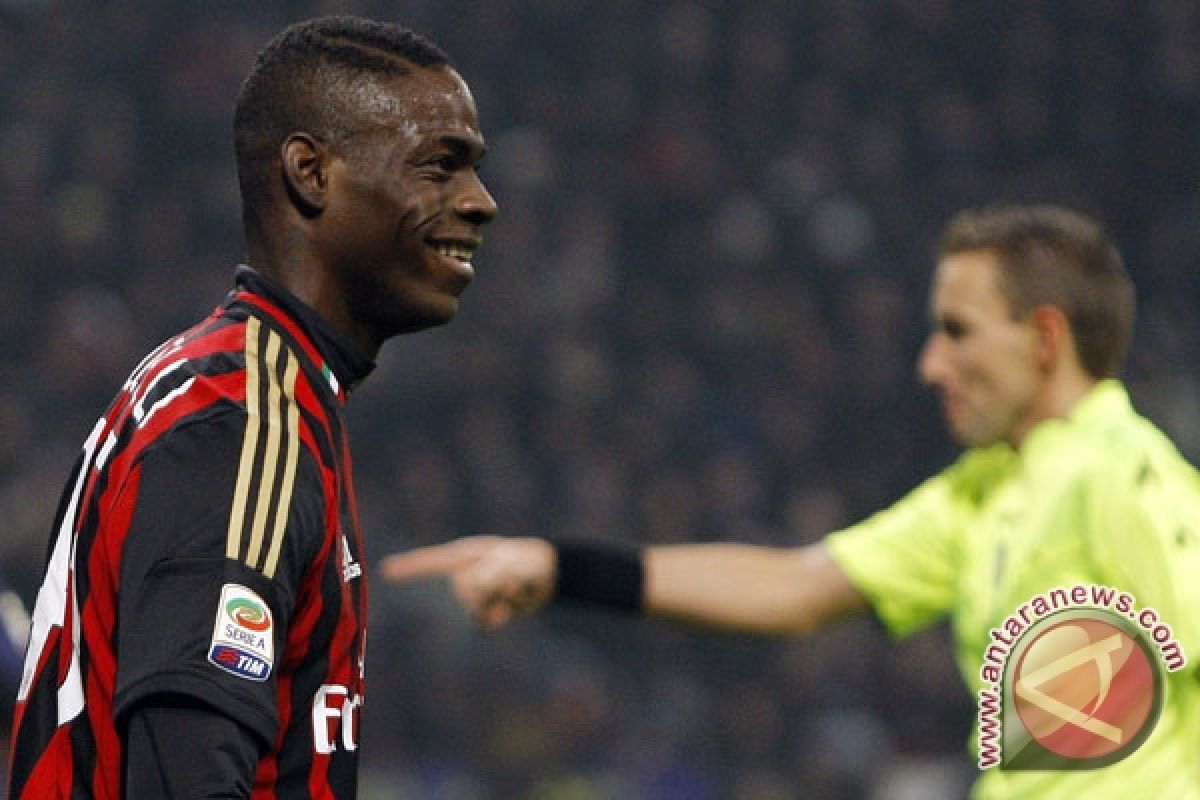 AC Milan ditahan imbang Frosinone 3-3