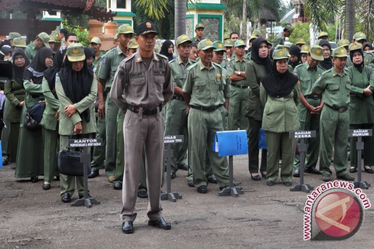 PNS Tolak Terima Gaji Lewat ATM