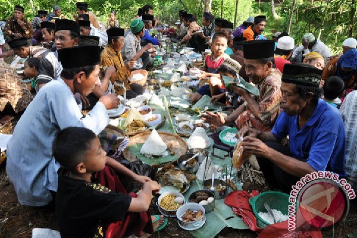 Desa Ketitang Temanggung lakukan tradisi "nyadran"