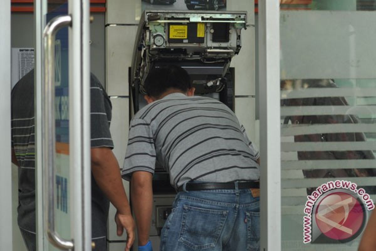 Polisi tembak pelaku pembobol ATM lintas provinsi