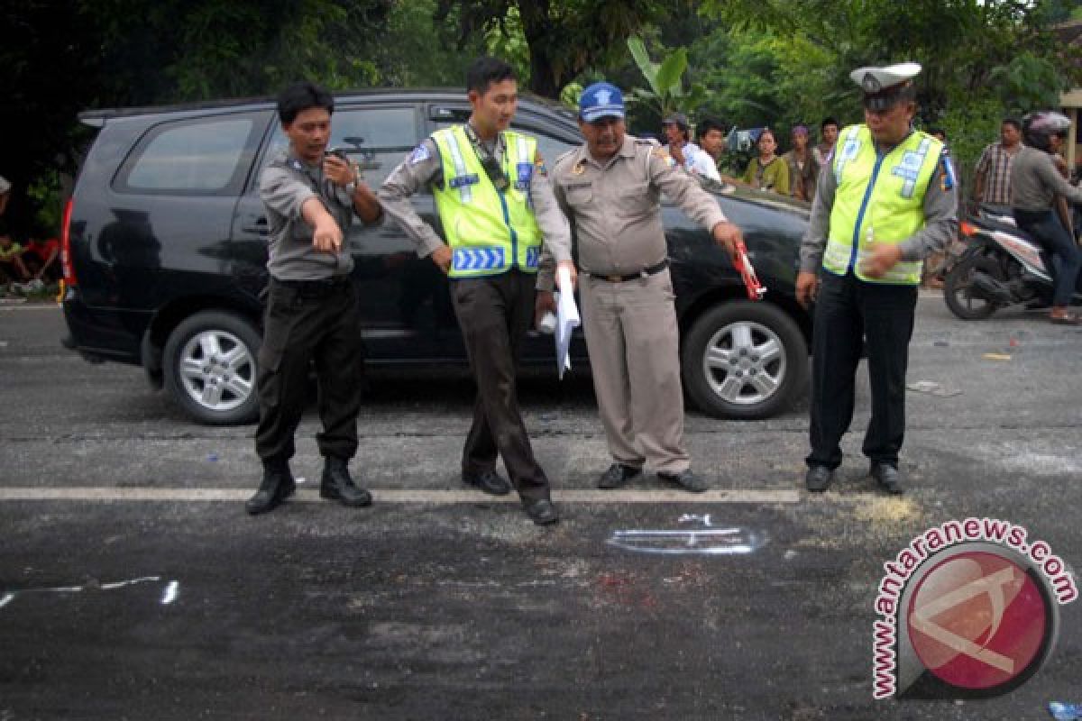 Tiga tewas akibat kecelakaan di tol Cipularang