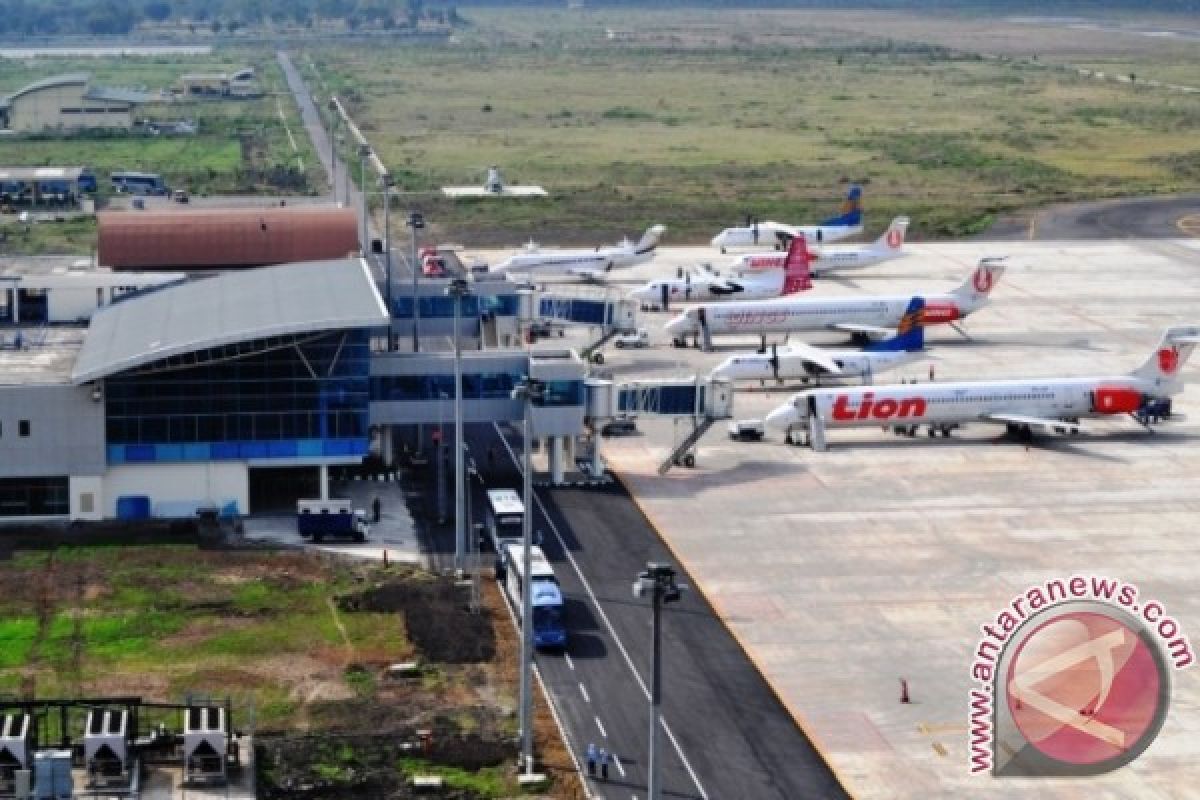 Gubernur NTB pantau layanan keimigrasian di Bandara LombokI