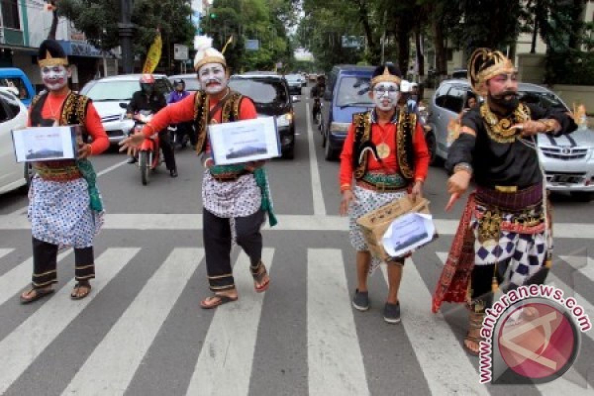 Golkar Riau Bantah Terlambat Laporkan Dana Kampanye Caleg