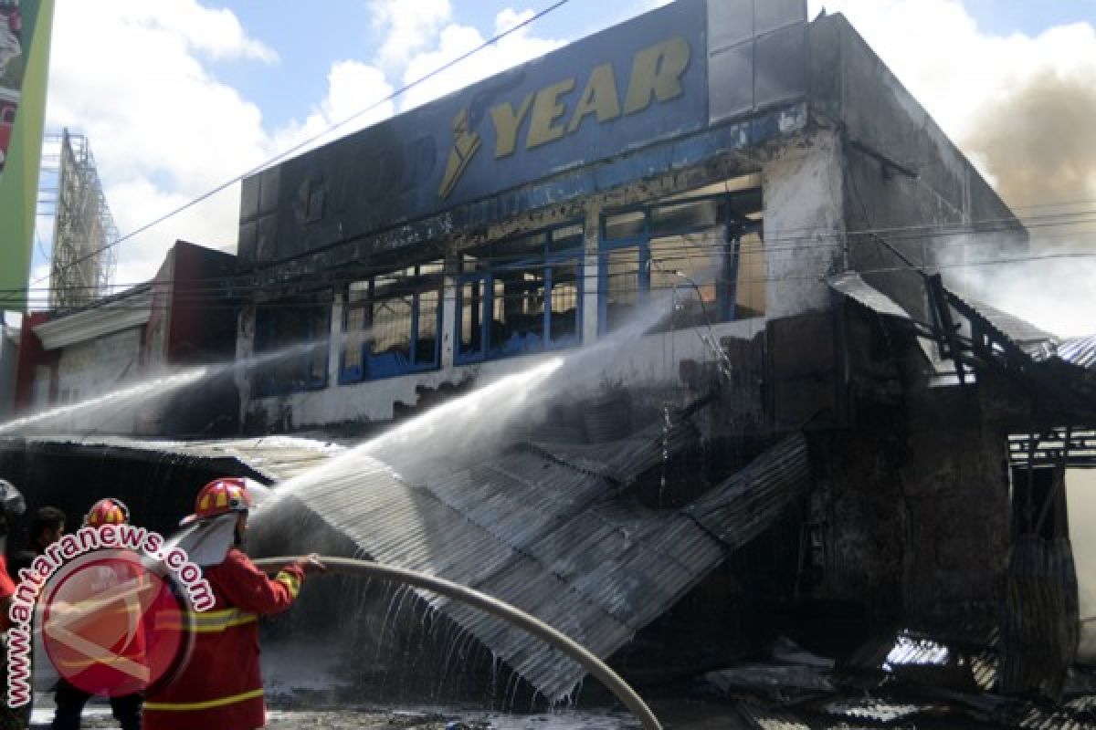 Kebakaran di Denpasar Meluas