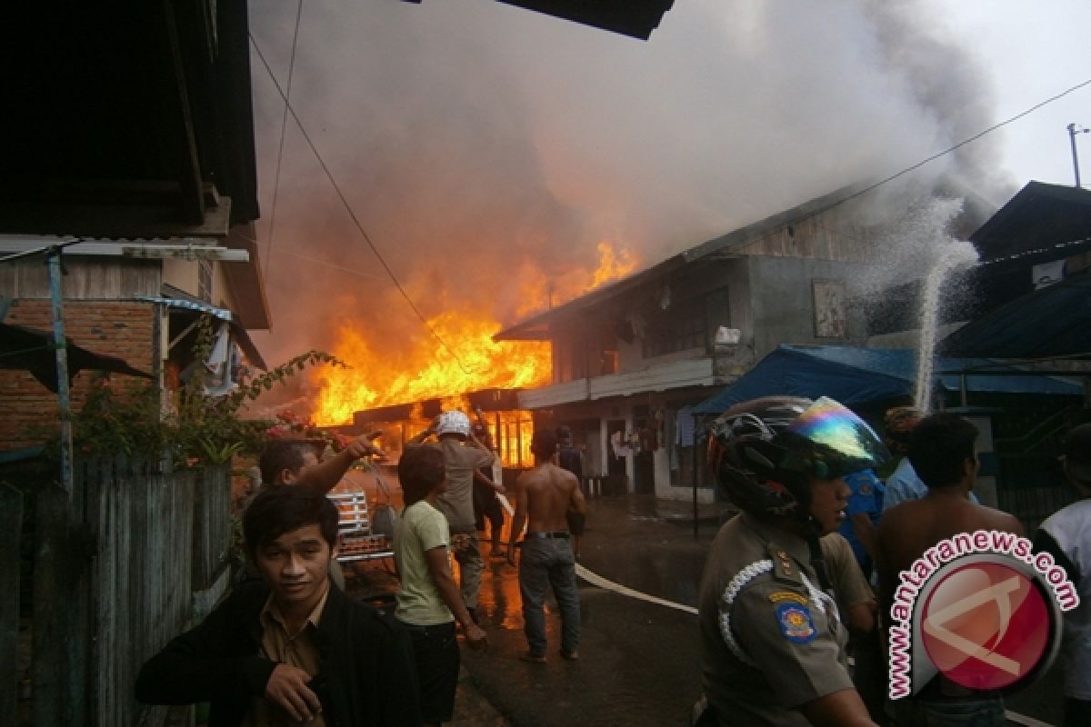 Puluhan Rumah Terbakar Di Kotabaru