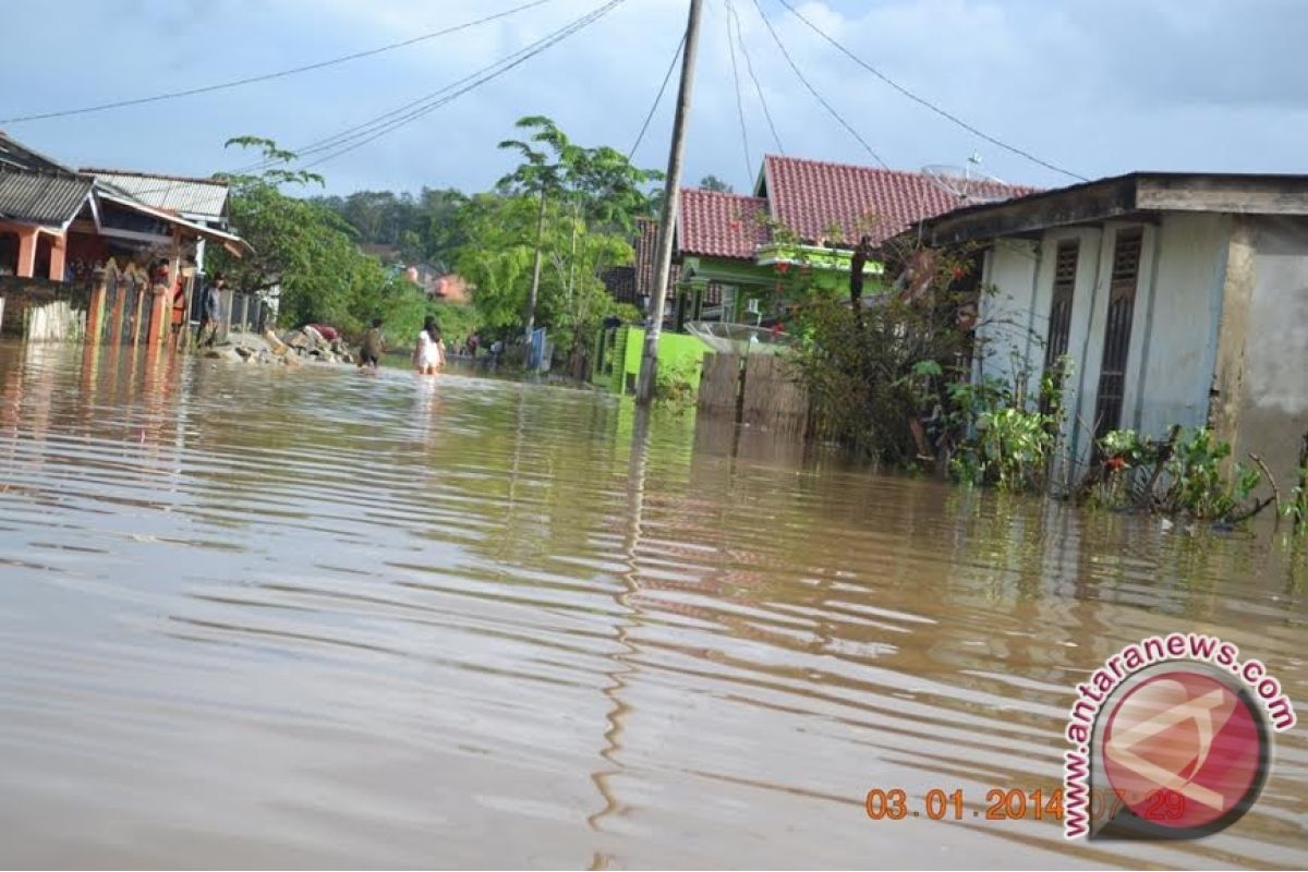 Ratusan rumah warga Muratara terendam banjir