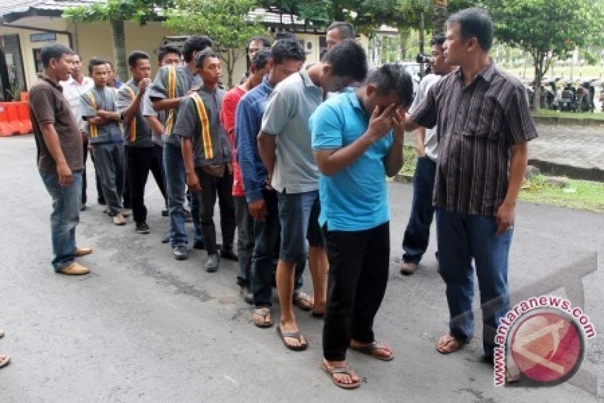 Angkasa Pura Perketat Keamanan Barang Bawaan Penumpang