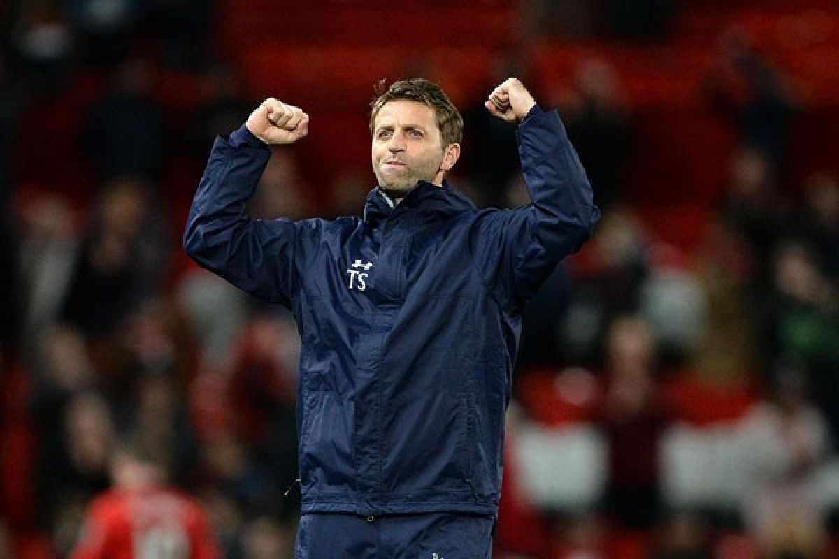 Sherwood ditunjuk menjadi pelatih Aston Villa