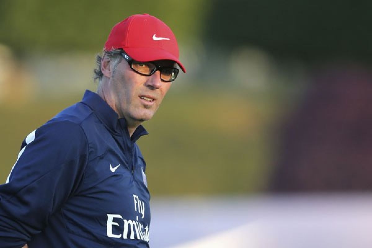 Laurent Blanc tinggalkan PSG