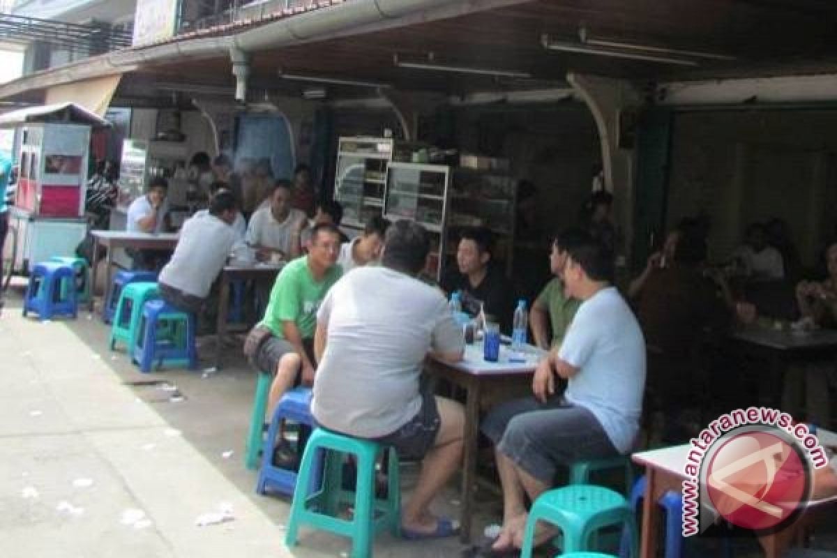 Sutarmidji: Warung Kopi Pontianak Harus Taati Aturan 