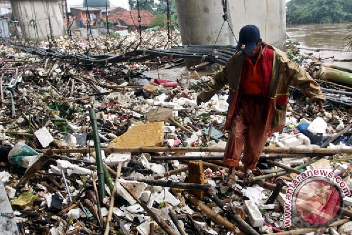 Masyarakat diimbau antisipasi enam penyakit selama banjir