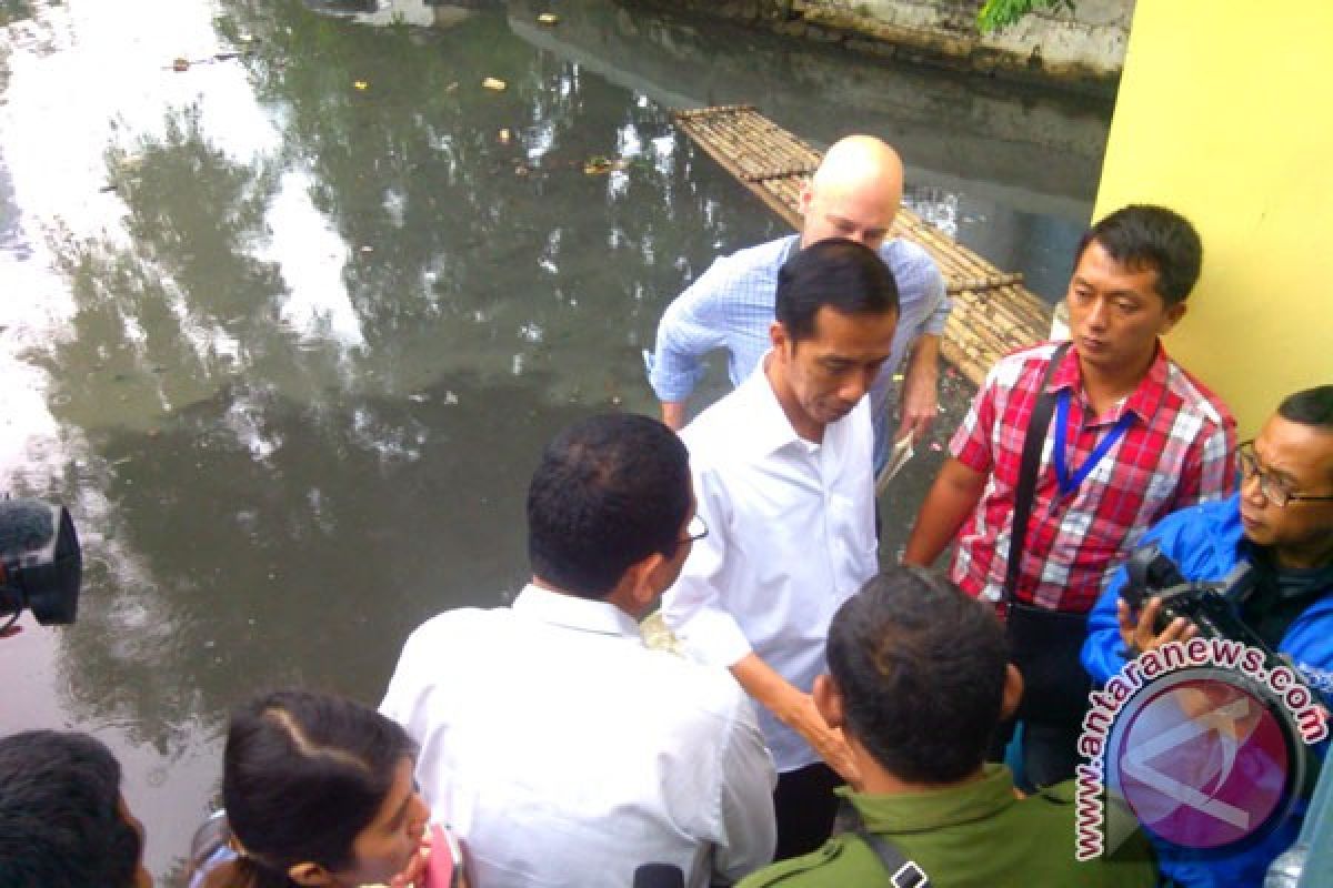 Jokowi: media asing gak percaya wajah begini bisa jadi gubernur