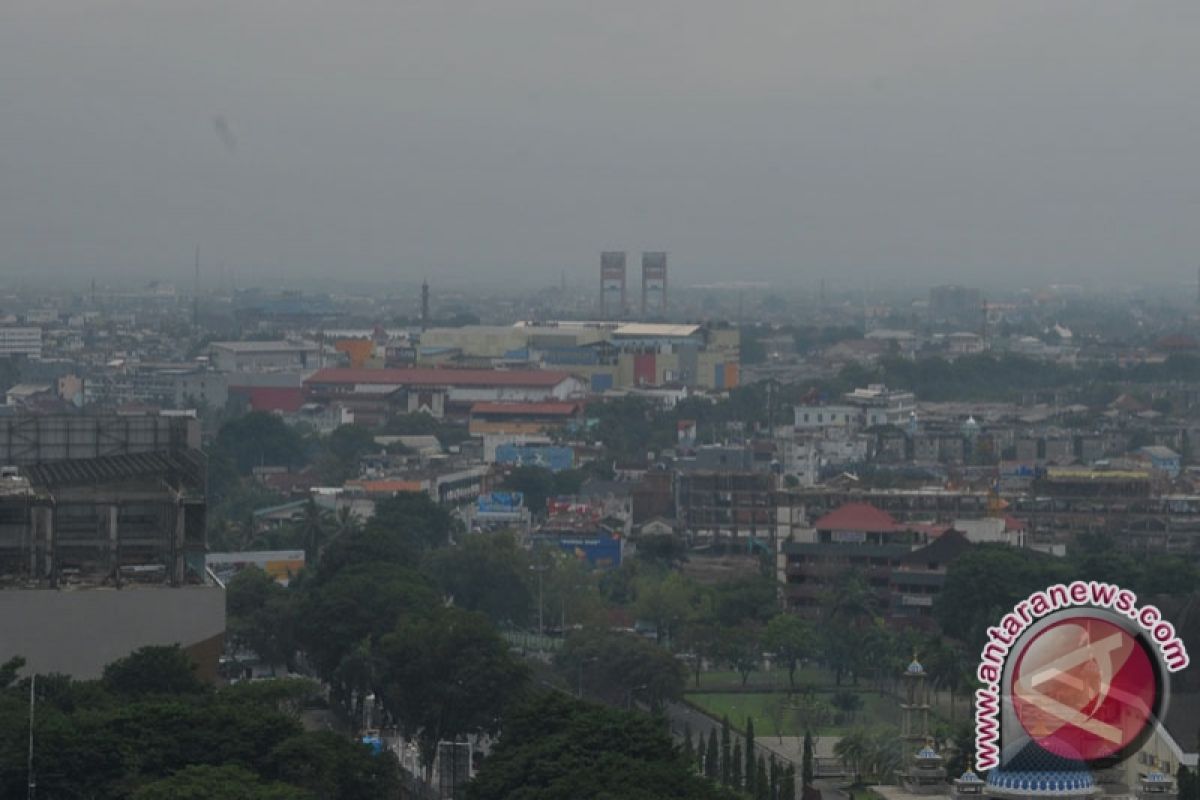 BMKG: enam kota Sumsel berpeluang hujan sedang