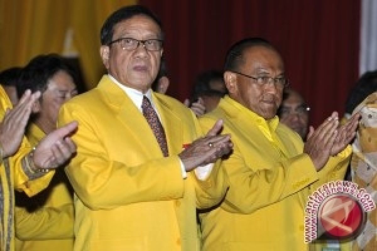 Akbar Tanjung Minta Munas Golkar Ditunda