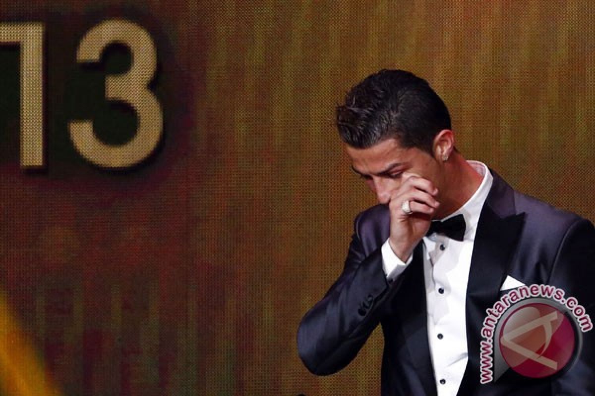 Daftar peraih penghargaan "Ballon d`Or" FIFA 2013