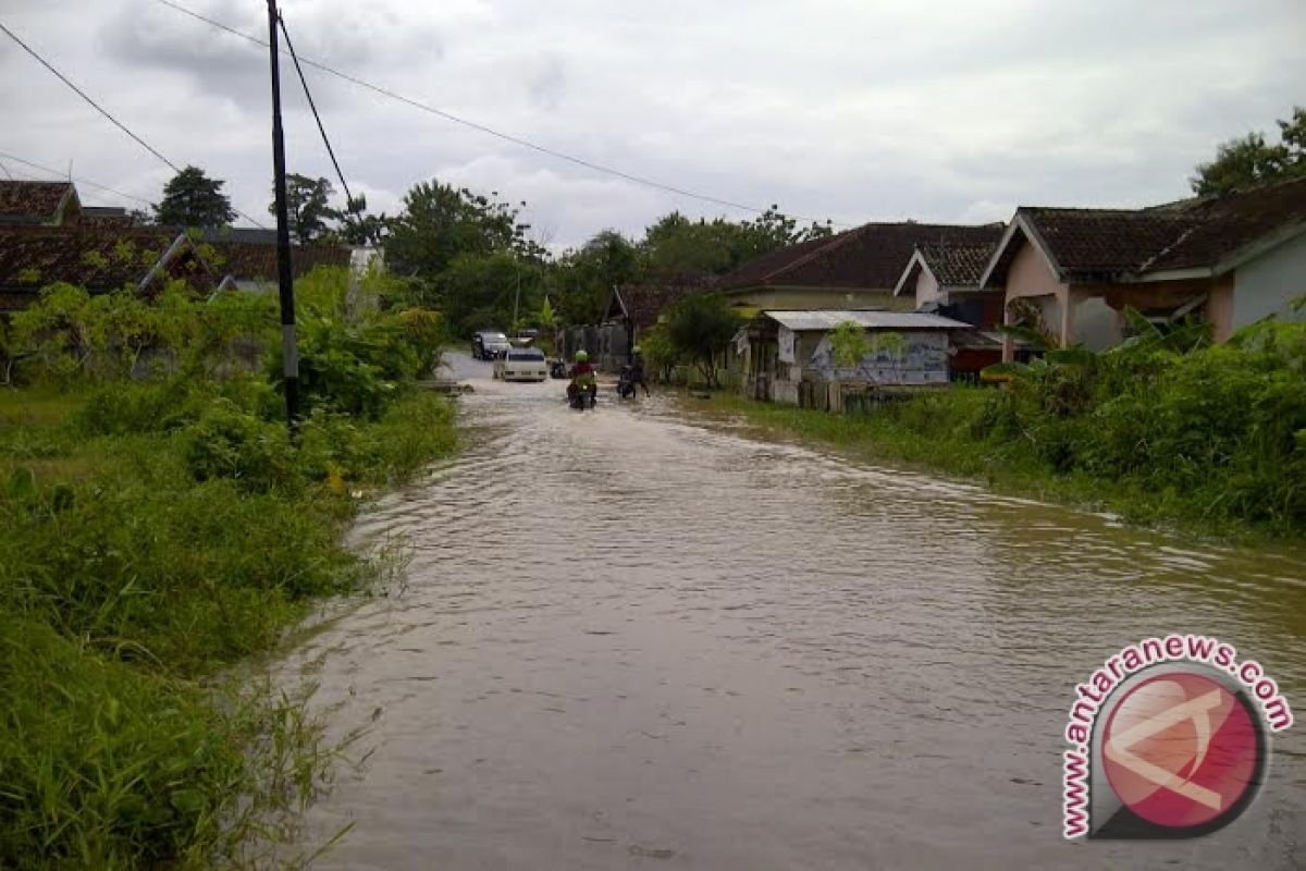 Masyarakat perairan lakukan pernikahan dini masih tinggi