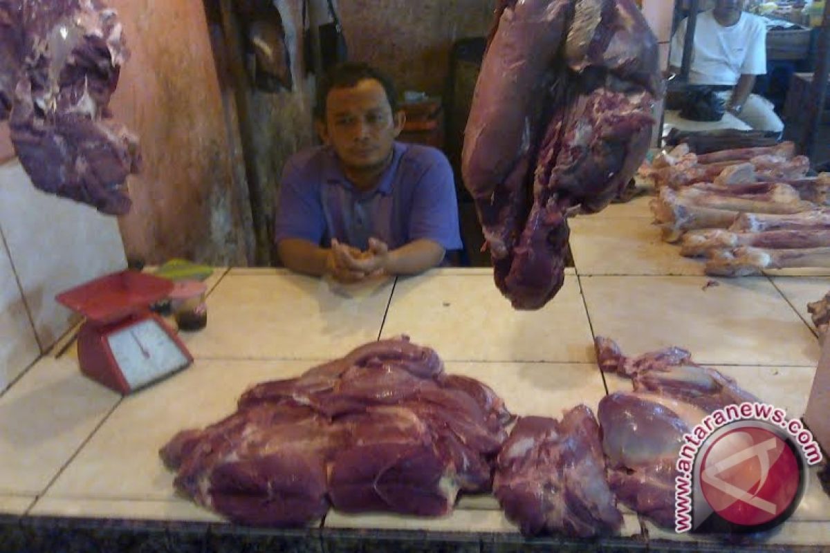 Pedagang daging di Palembang serentak tak berjualan
