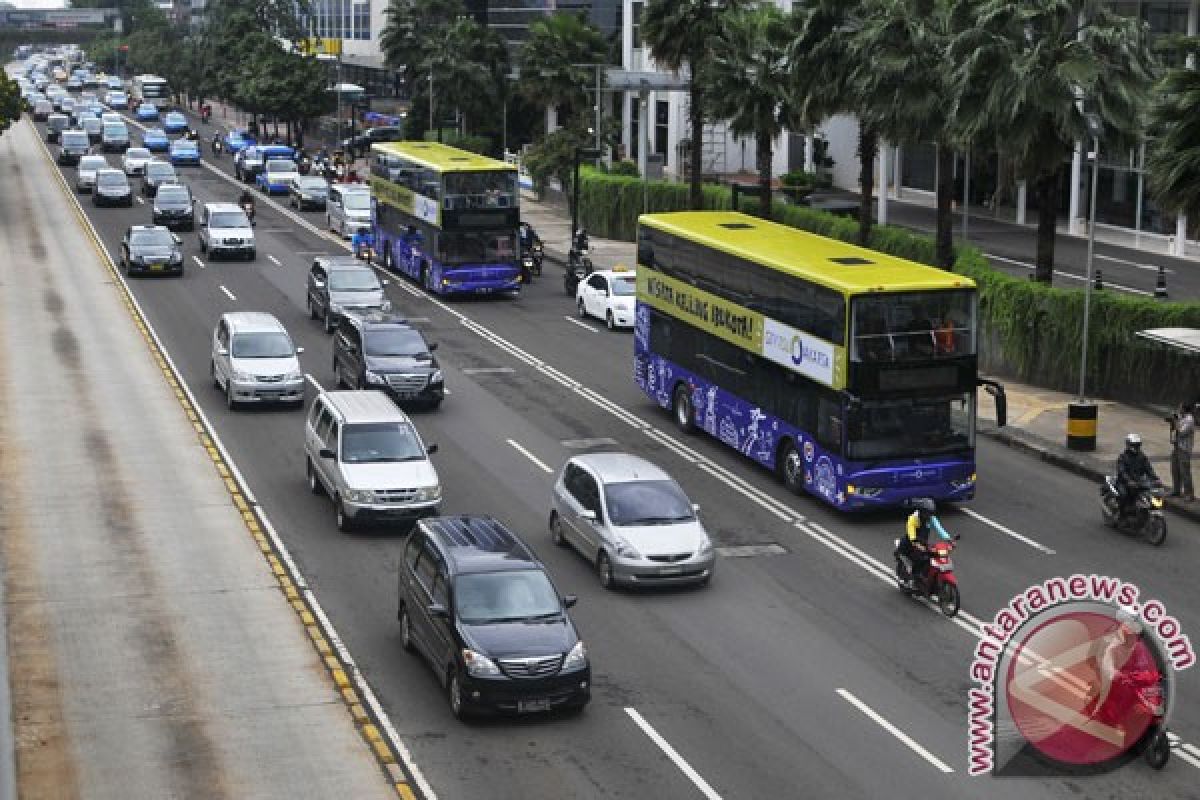 Gubernur DKI minta bus tingkat pariwisata diperbanyak